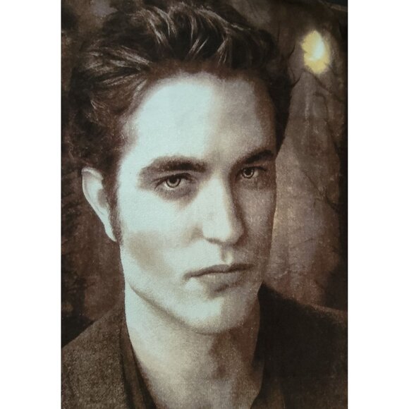 Official Twilight Saga New Moon Edward Fleece Throw - Picture 7 of 9